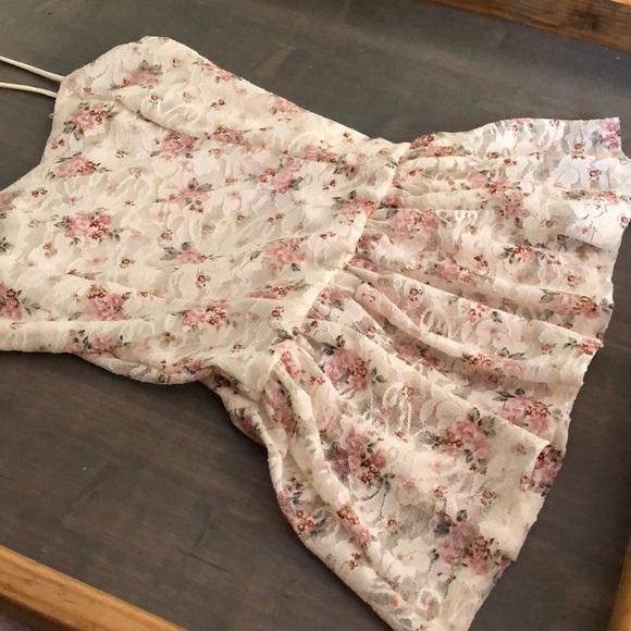 Finn & Clover peplum top - Picture 3 of 7